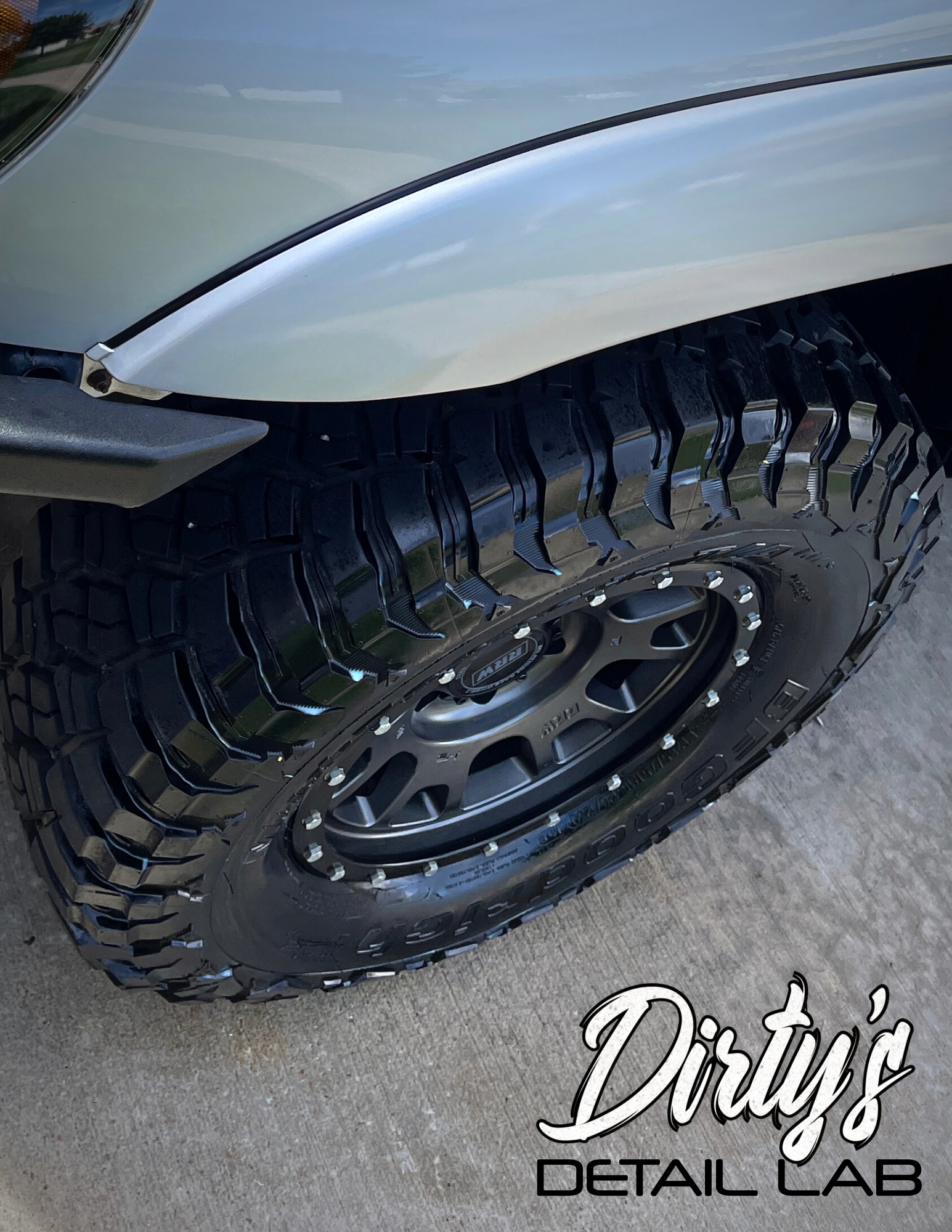Ultra Gloss Tire Shine